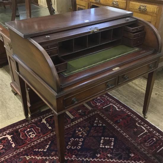 Mahogany roll top desk
